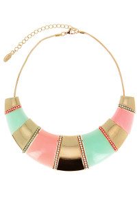 Collier plastron