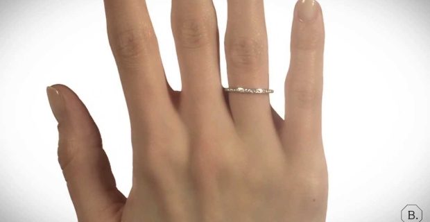 Comment choisir des alliances en or blanc serties de diamant pour son mariage